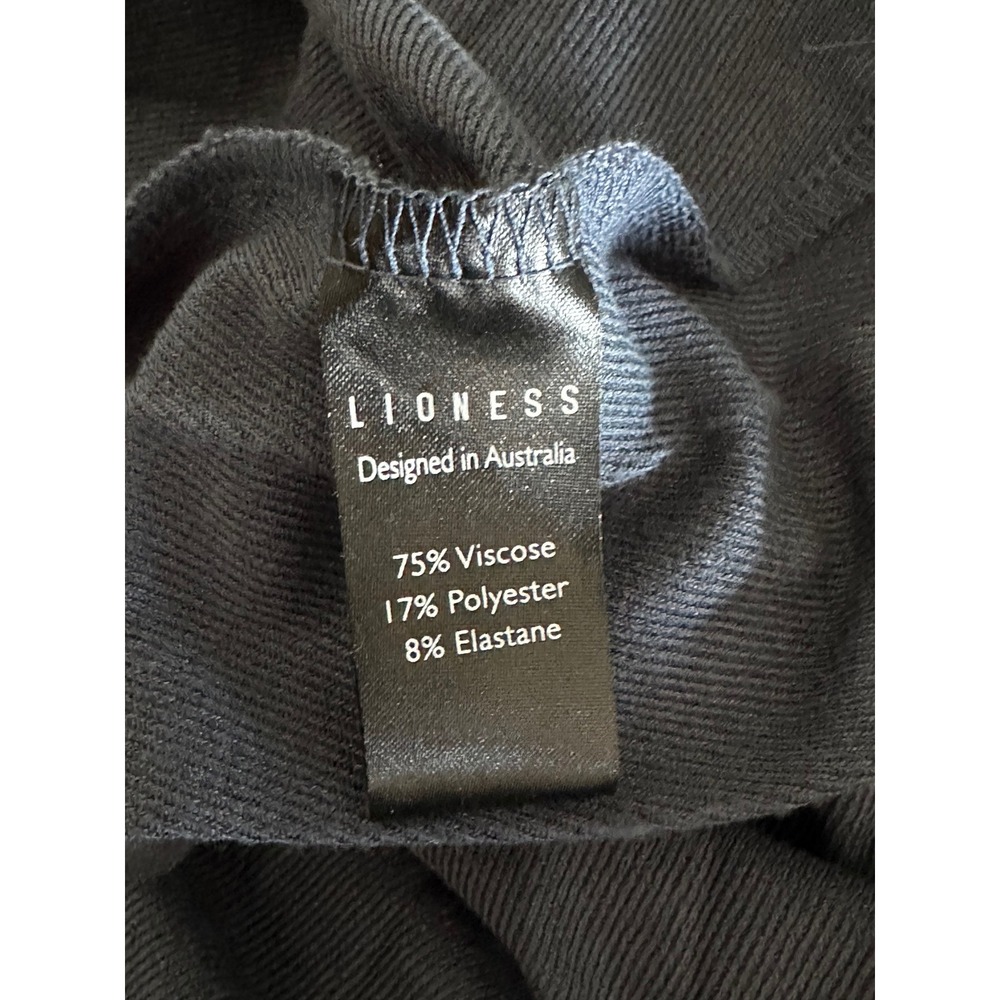 Lioness Renaissance Pleated Maxi Dress Cream Navy Blue New! - Picture 12 of 13